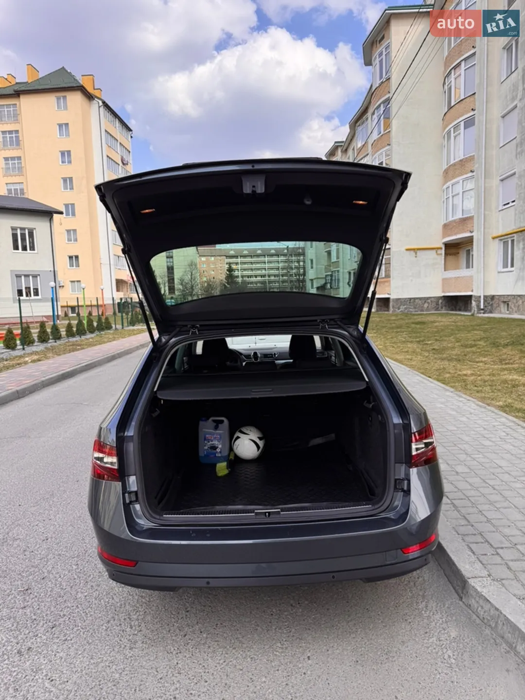 2019 Skoda Superb - мініатюра 17