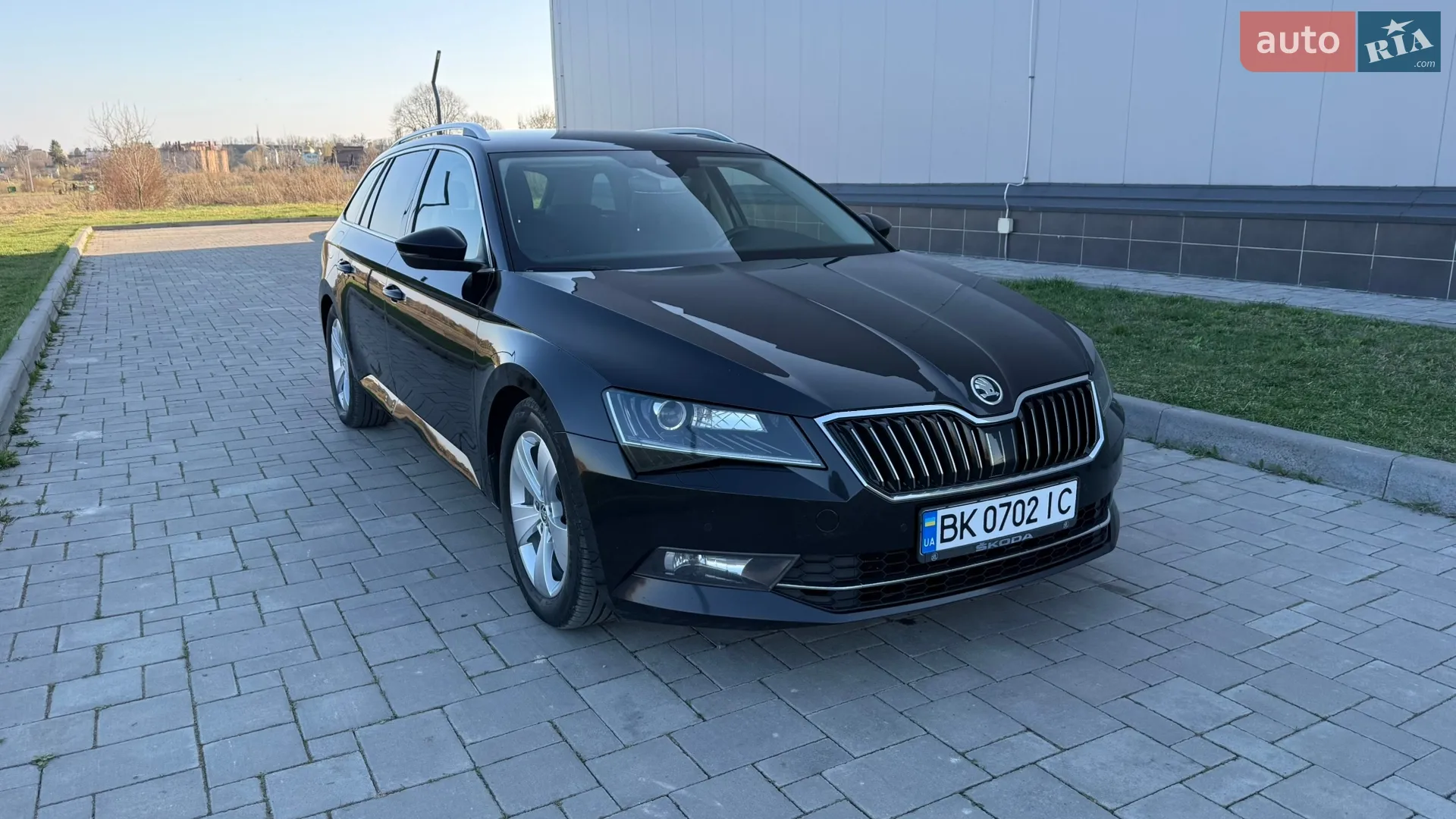 2019 Skoda Superb - мініатюра 3