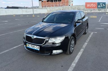 Лифтбек Skoda Superb 2009 в Львове