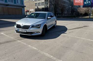 Лифтбек Skoda Superb 2016 в Днепре