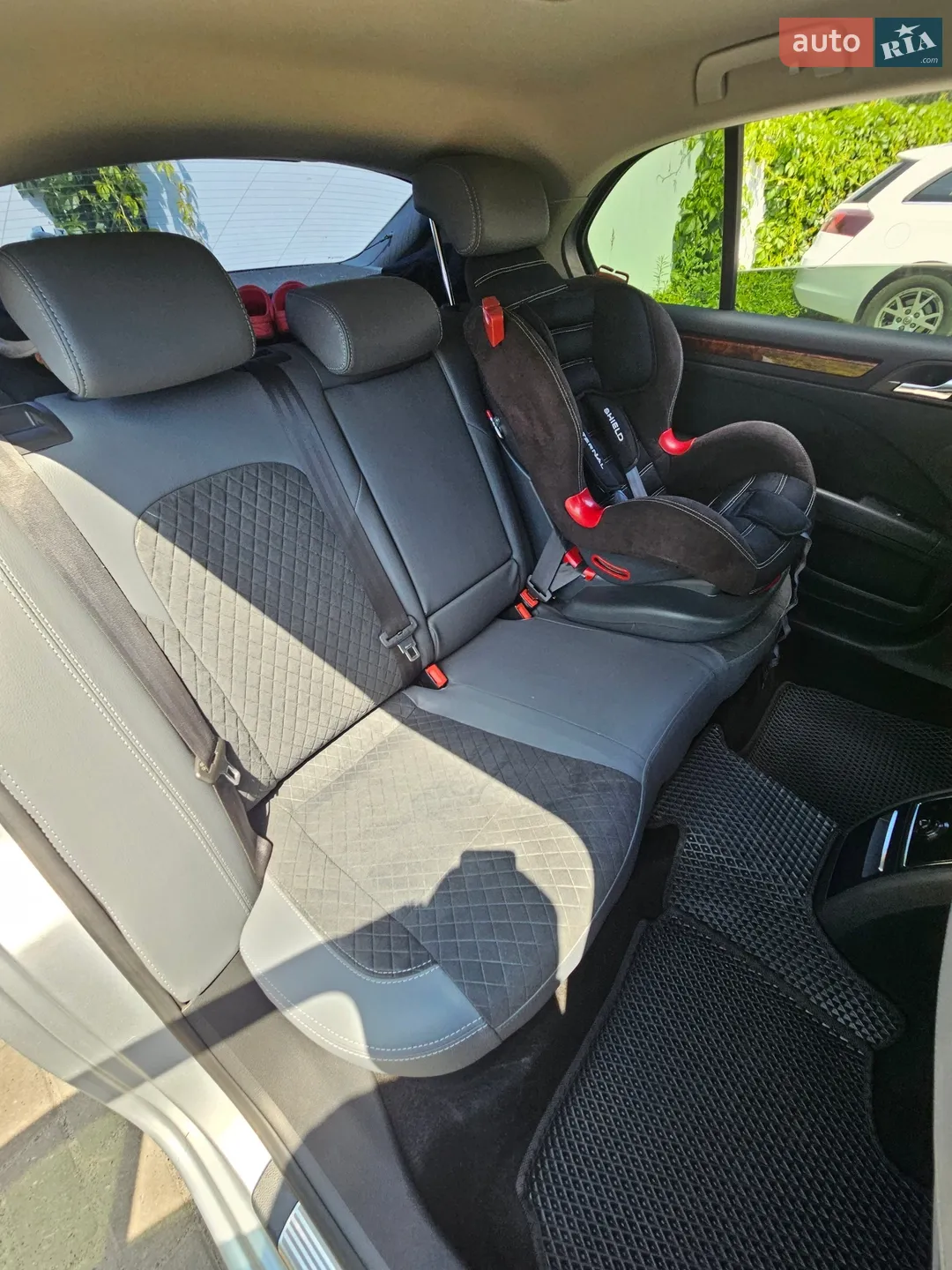 2012 Skoda Superb - мініатюра 22