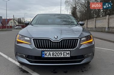 Лифтбек Skoda Superb 2015 в Виннице