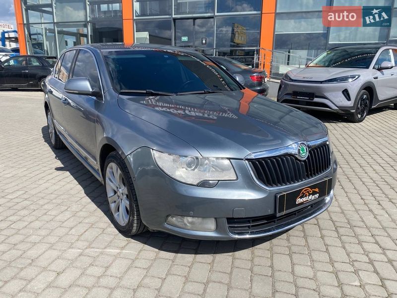 Skoda Superb 2012 Skoda Superb 2012
