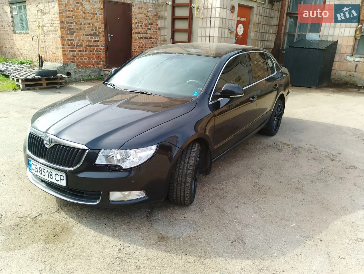 2010 Skoda Superb - мініатюра 11