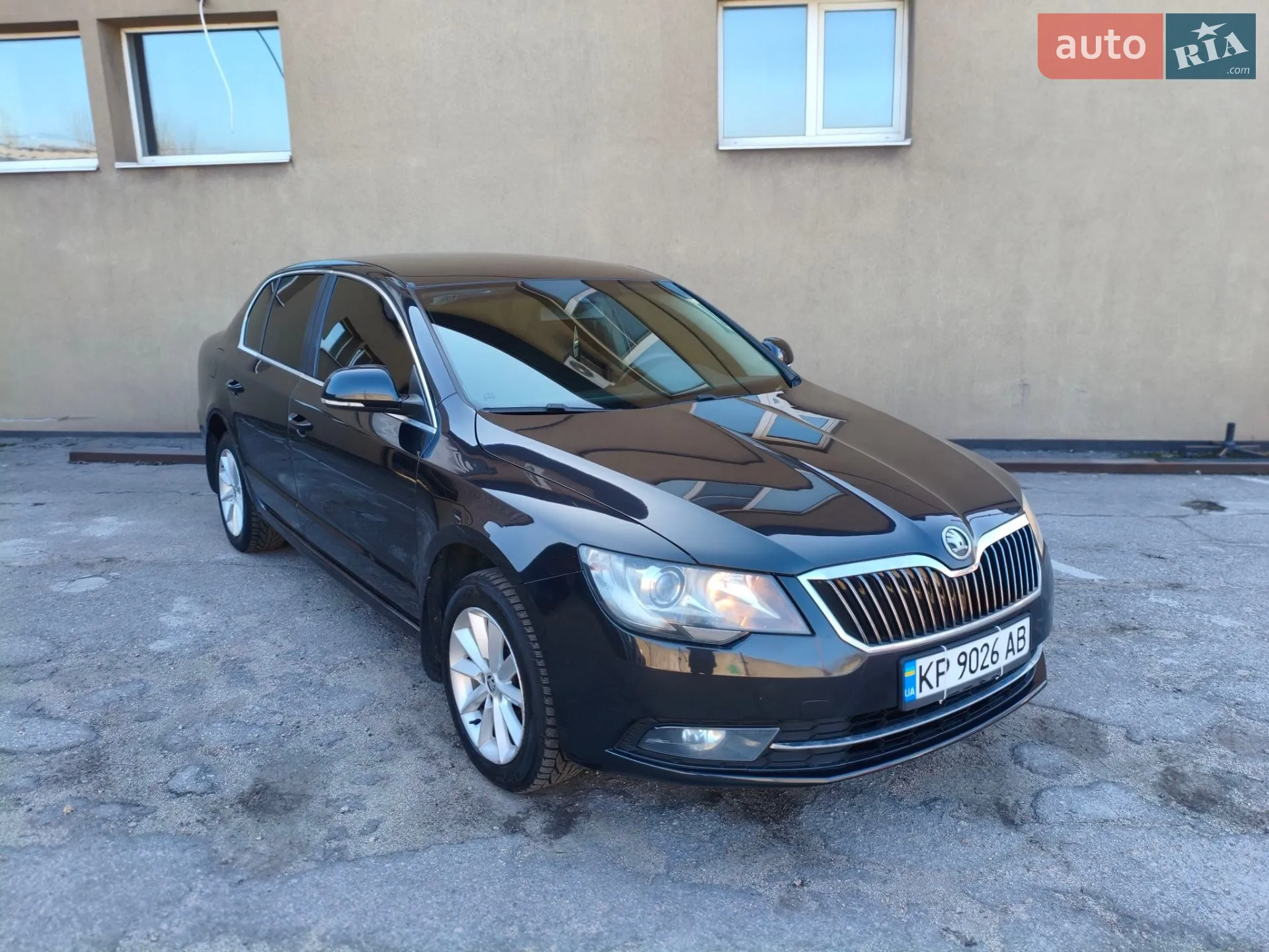 2013 Skoda Superb - мініатюра 2