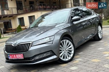 Лифтбек Skoda Superb 2023 в Трускавце