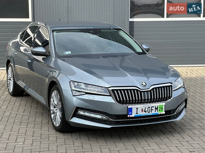Skoda Superb 2021