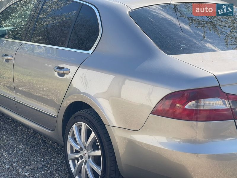 Ліфтбек Skoda Superb 2009 в Береговому фото 5 Ліфтбек Skoda Superb 2009 в Береговому