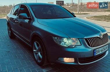 Лифтбек Skoda Superb 2009 в Кропивницком