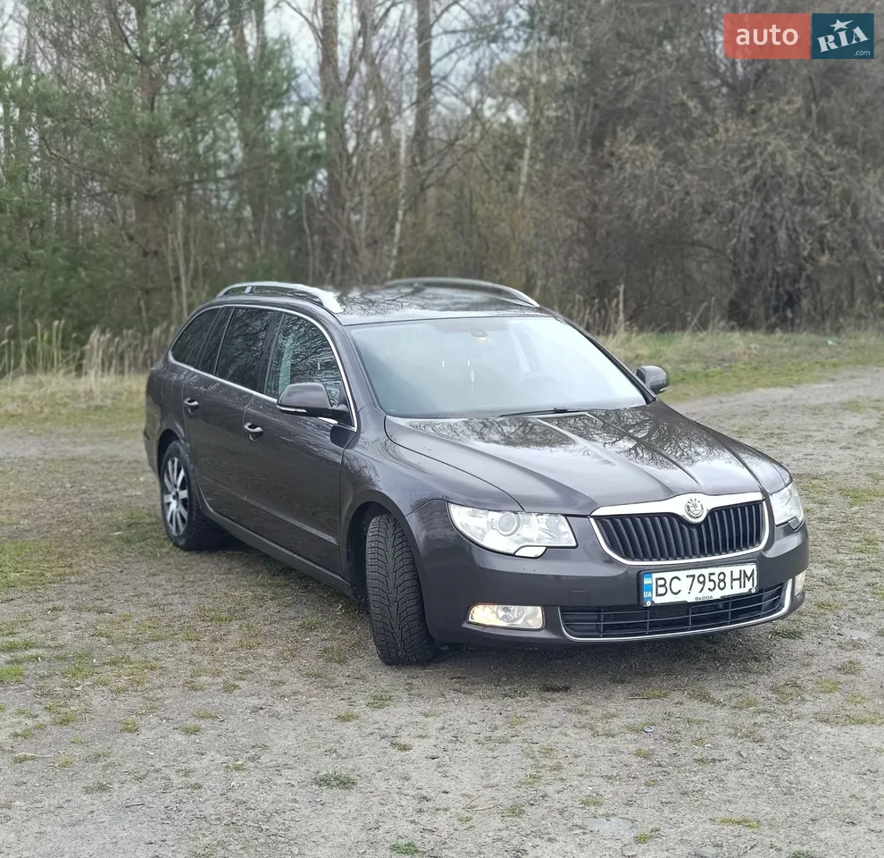 2011 Skoda Superb - мініатюра 28