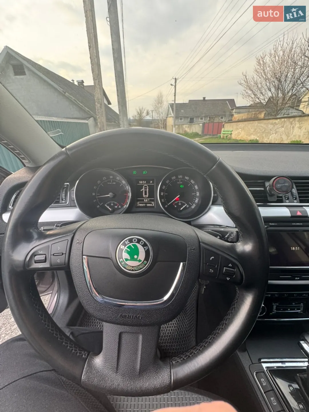 2011 Skoda Superb - мініатюра 36