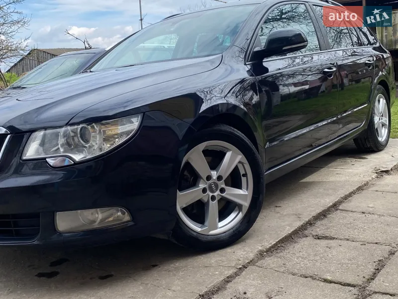 Skoda Superb 2012