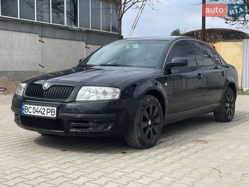 Skoda Superb 2004 Skoda Superb 2004