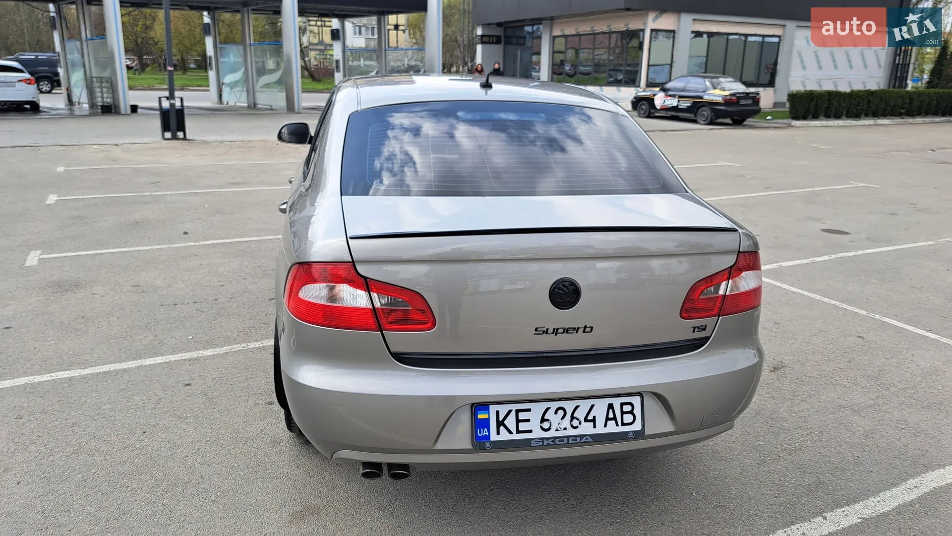 2010 Skoda Superb - мініатюра 17