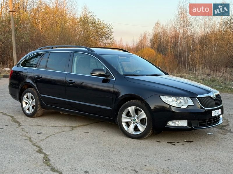 Універсал Skoda Superb 2012 в Львові фото 5 Універсал Skoda Superb 2012 в Львові