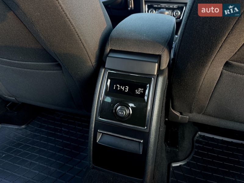 Універсал Skoda Superb 2012 в Львові фото 29 Універсал Skoda Superb 2012 в Львові