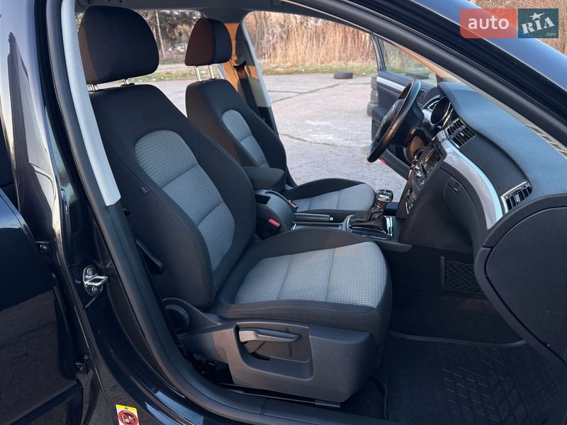 Універсал Skoda Superb 2012 в Львові фото 32 Універсал Skoda Superb 2012 в Львові