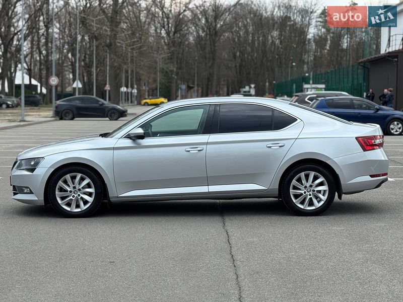 Ліфтбек Skoda Superb 2017 в Харкові фото 30 Ліфтбек Skoda Superb 2017 в Харкові