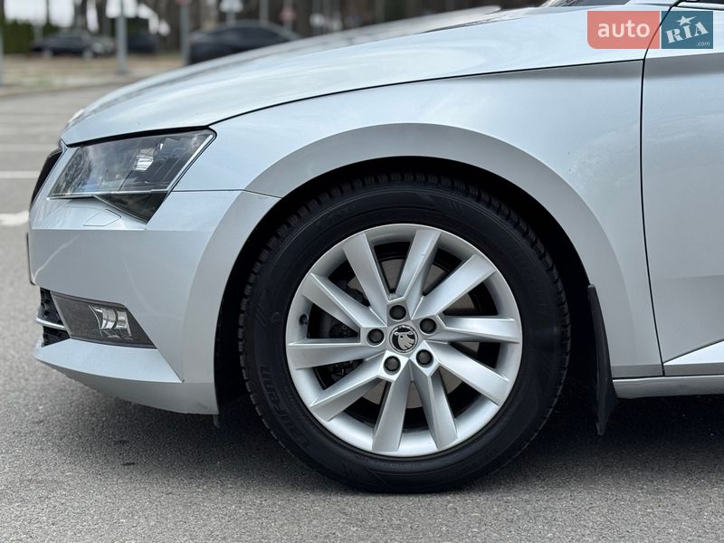 Ліфтбек Skoda Superb 2017 в Харкові фото 41 Ліфтбек Skoda Superb 2017 в Харкові