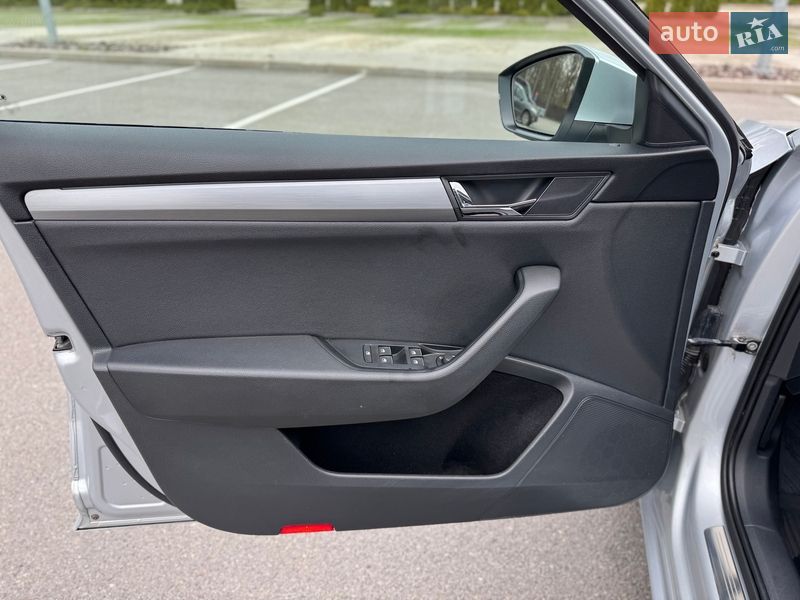 Ліфтбек Skoda Superb 2017 в Харкові фото 44 Ліфтбек Skoda Superb 2017 в Харкові