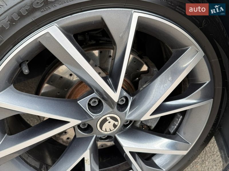 Универсал Skoda Superb 2017 в Павлограде фото 8 Универсал Skoda Superb 2017 в Павлограде