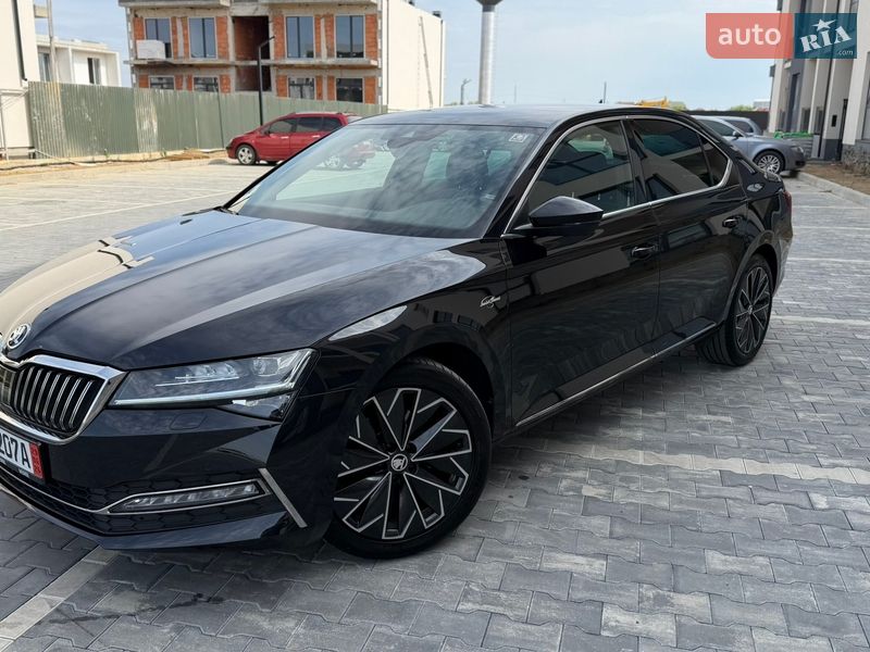 Ліфтбек Skoda Superb 2022 в Ужгороді