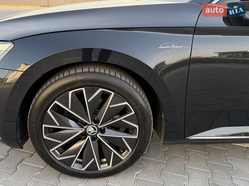 Ліфтбек Skoda Superb 2022 в Ужгороді