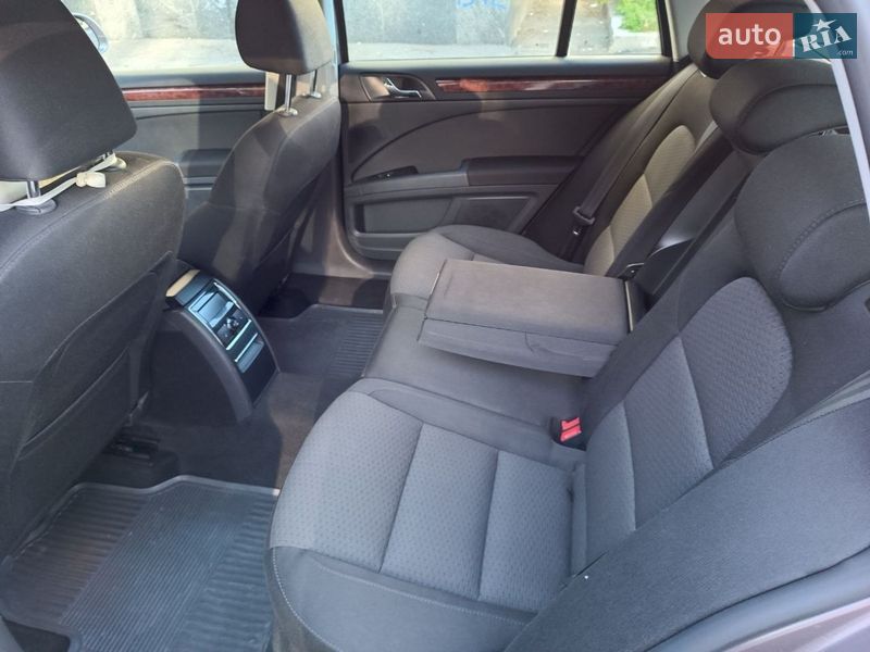 Універсал Skoda Superb 2012 в Києві фото 14 Універсал Skoda Superb 2012 в Києві