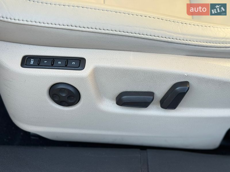 Універсал Skoda Superb 2014 в Києві фото 36 Універсал Skoda Superb 2014 в Києві