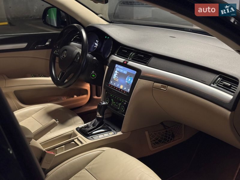 Універсал Skoda Superb 2014 в Києві фото 79 Універсал Skoda Superb 2014 в Києві