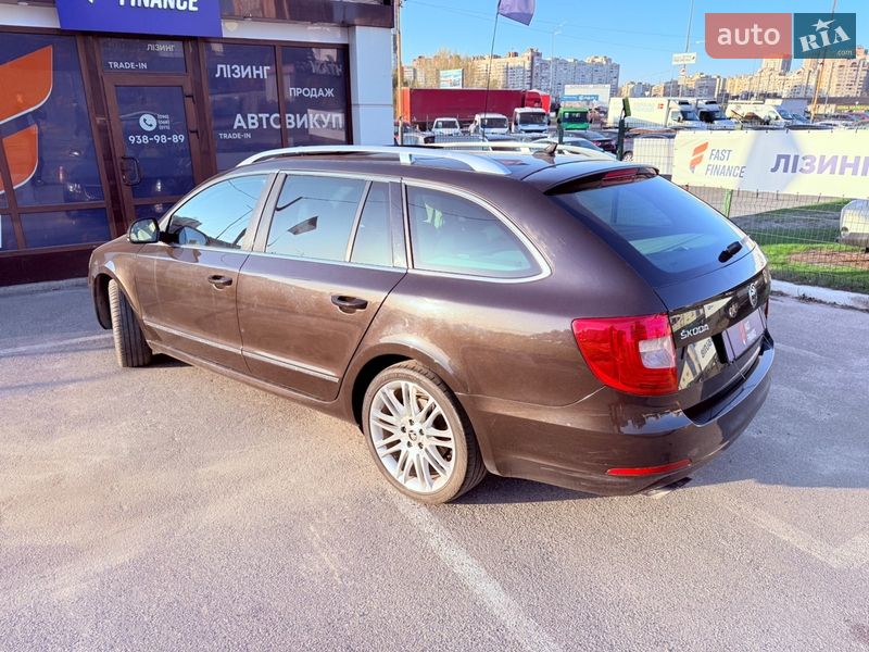 Универсал Skoda Superb 2013 в Киеве