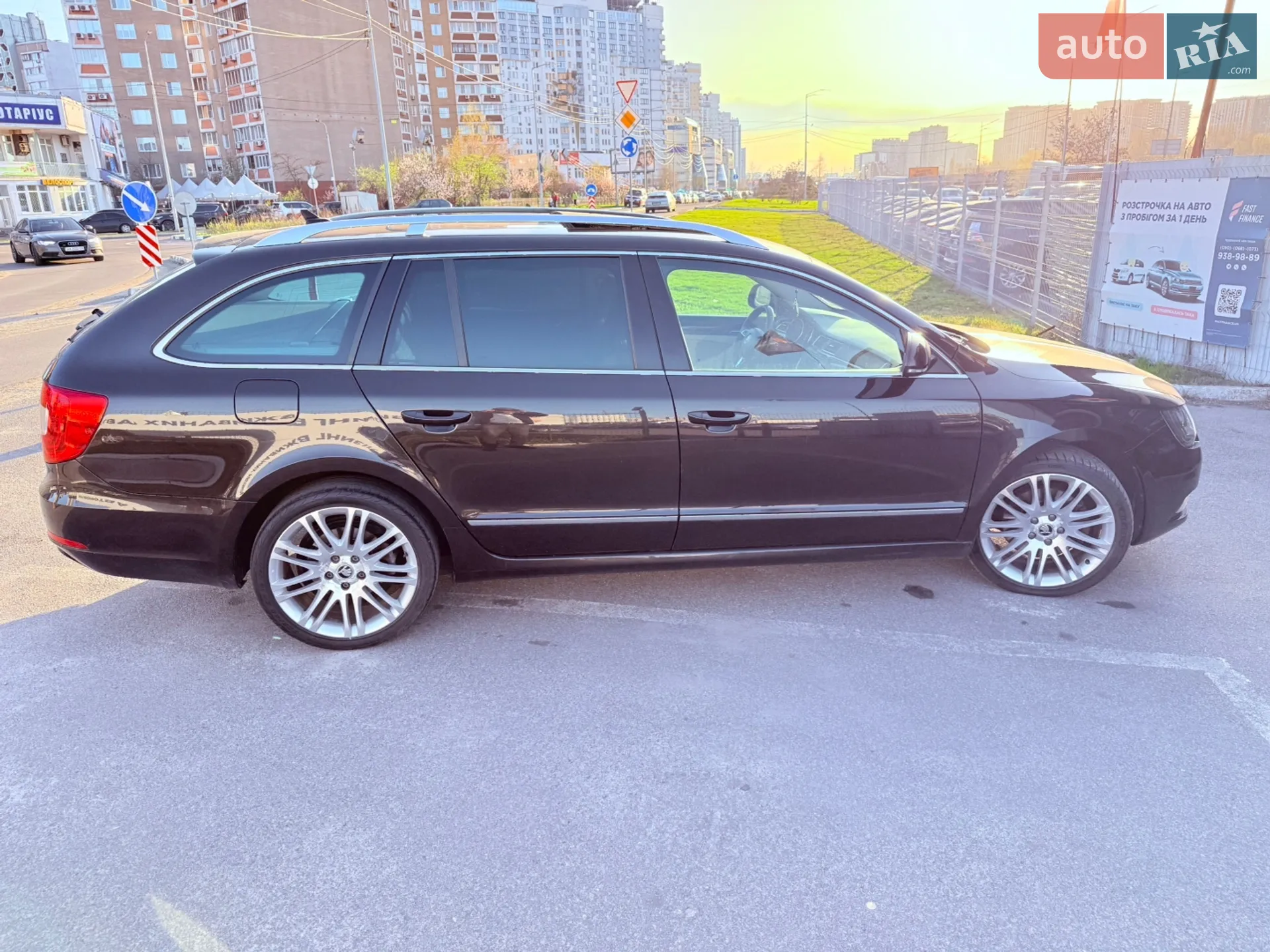 2013 Skoda Superb - мініатюра 12