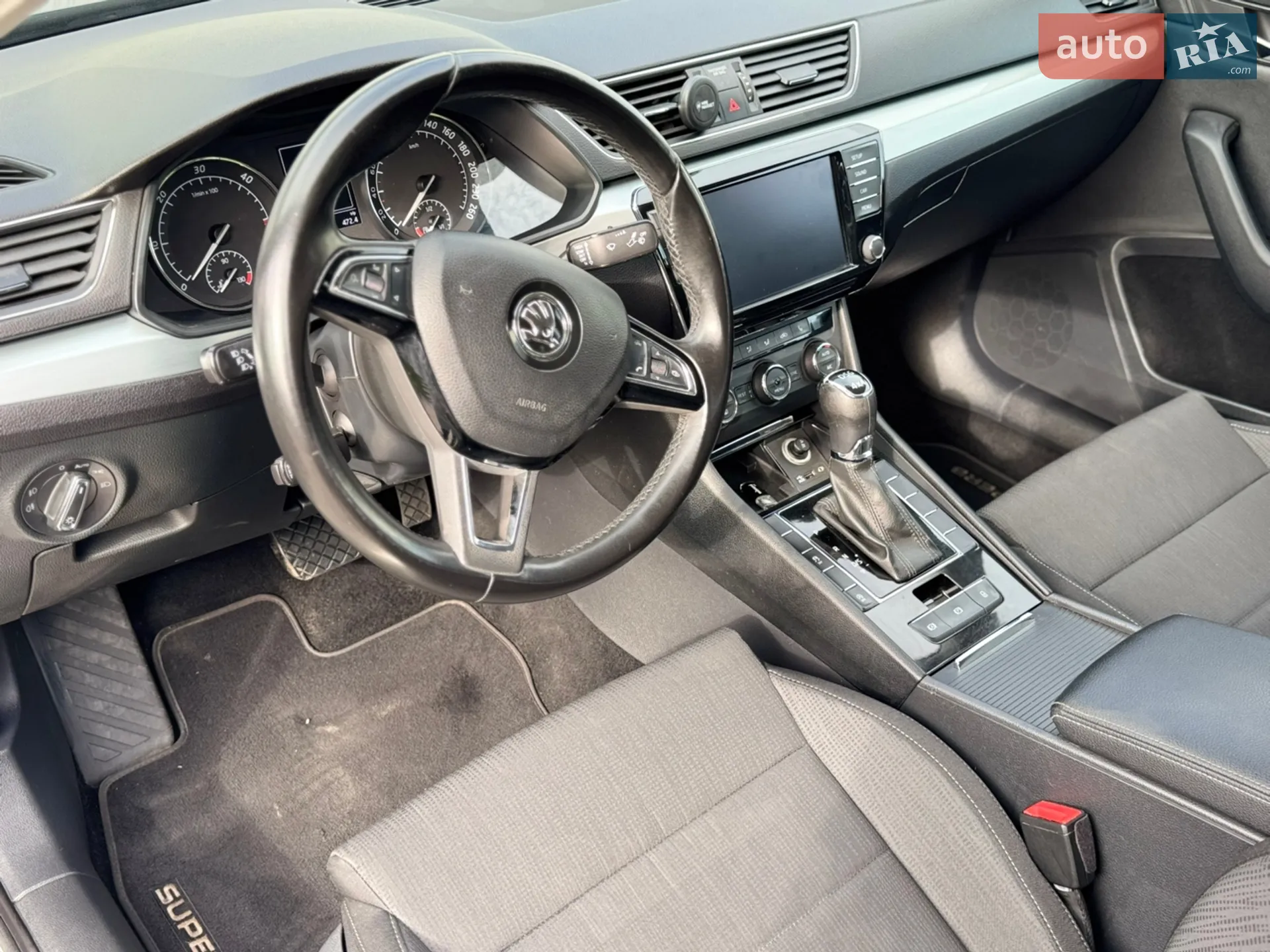 2017 Skoda Superb - мініатюра 15