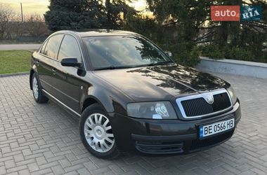 Ліфтбек Skoda Superb 2003 в Новій Одесі