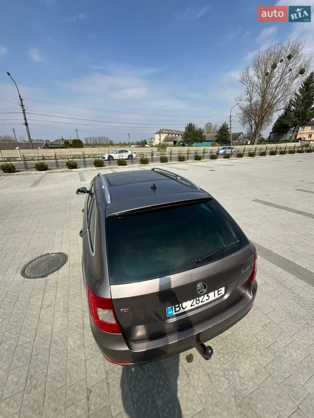 2010 Skoda Superb - мініатюра 9