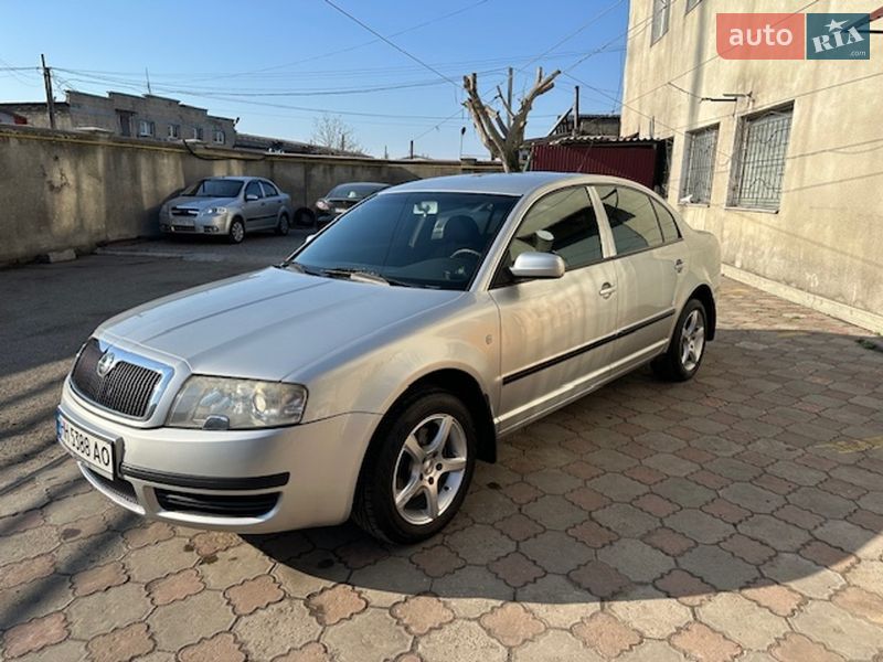 Skoda Superb 2005