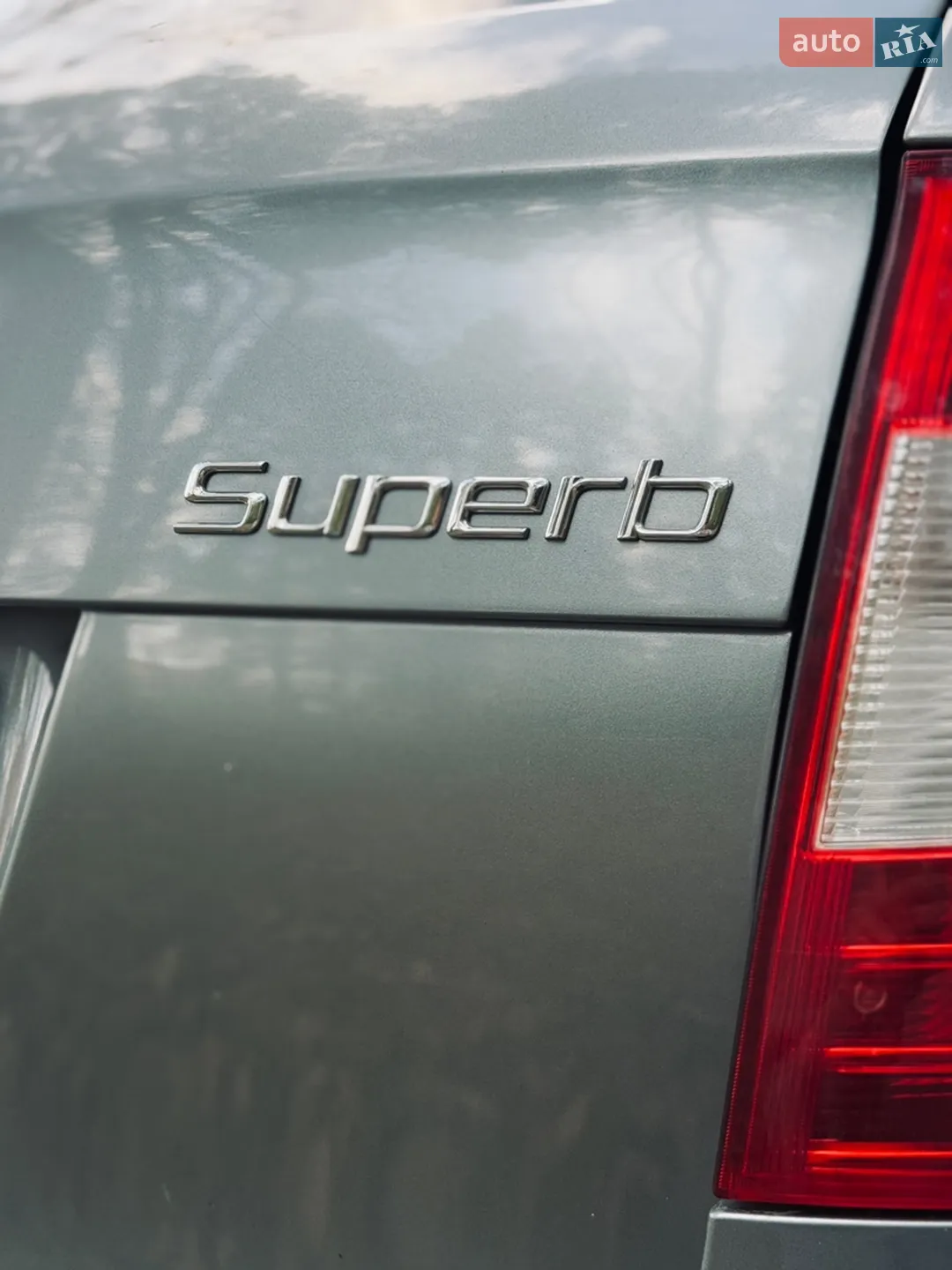 2010 Skoda Superb - мініатюра 8