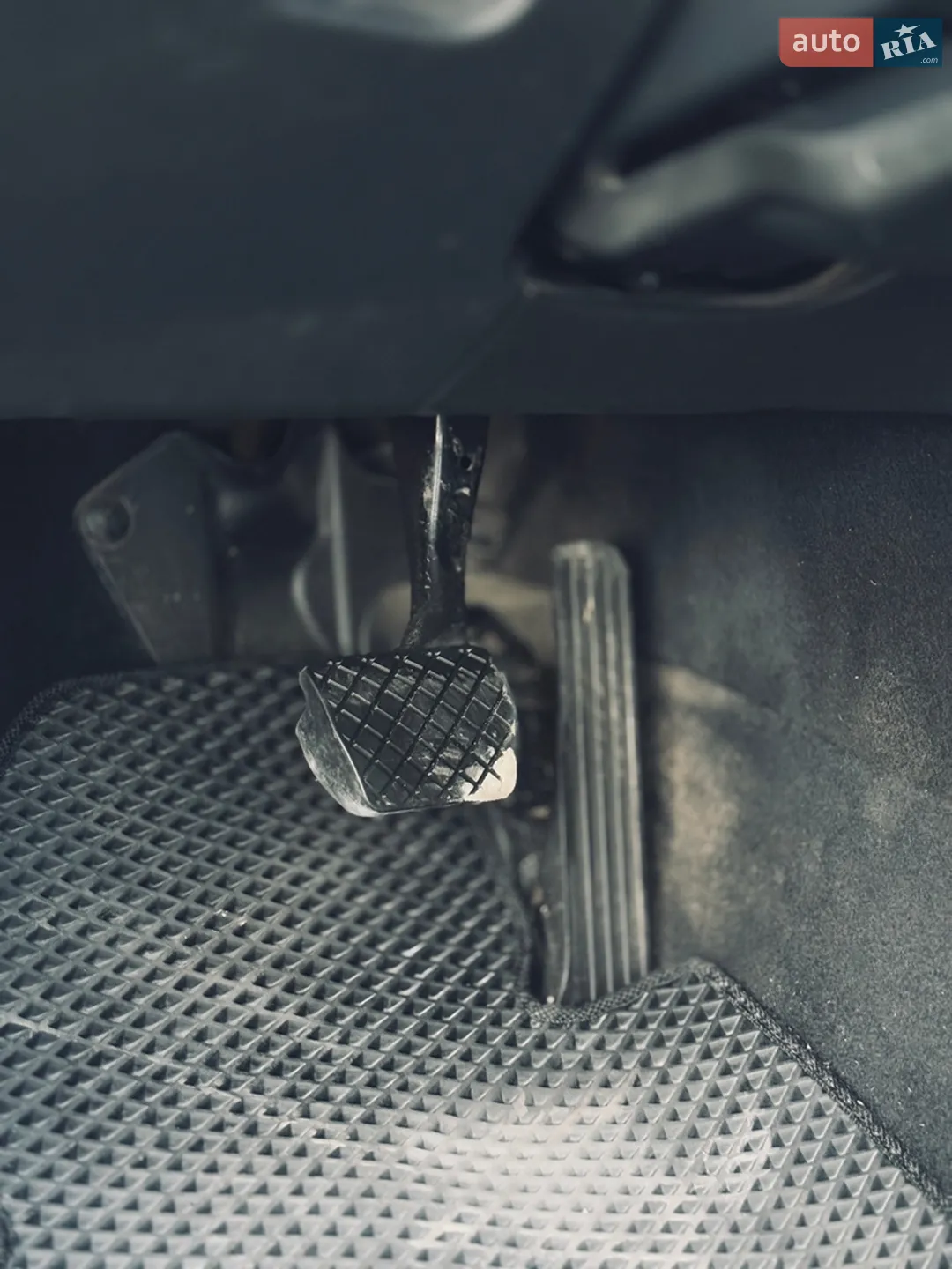 2010 Skoda Superb - мініатюра 26