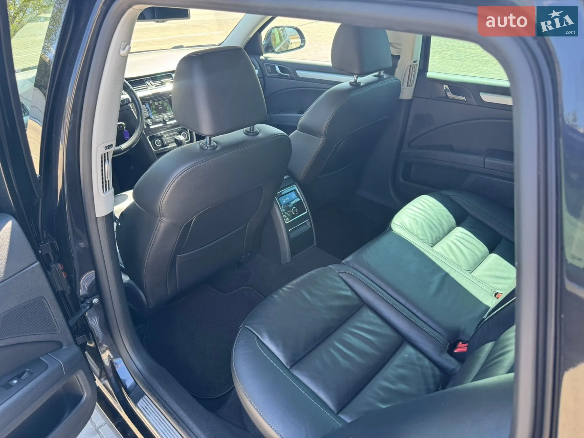 2013 Skoda Superb - мініатюра 25