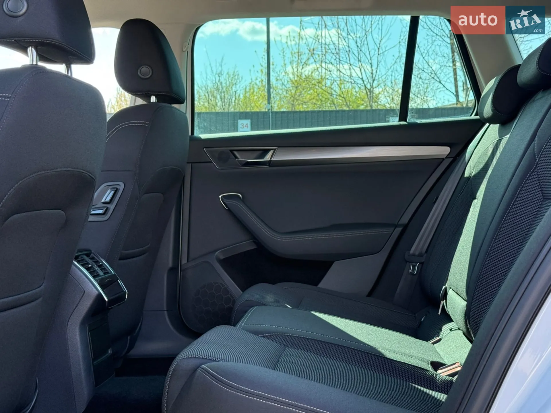 2022 Skoda Superb - мініатюра 30