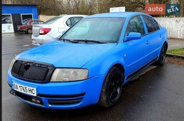 Лифтбек Skoda Superb 2002 в Днепре