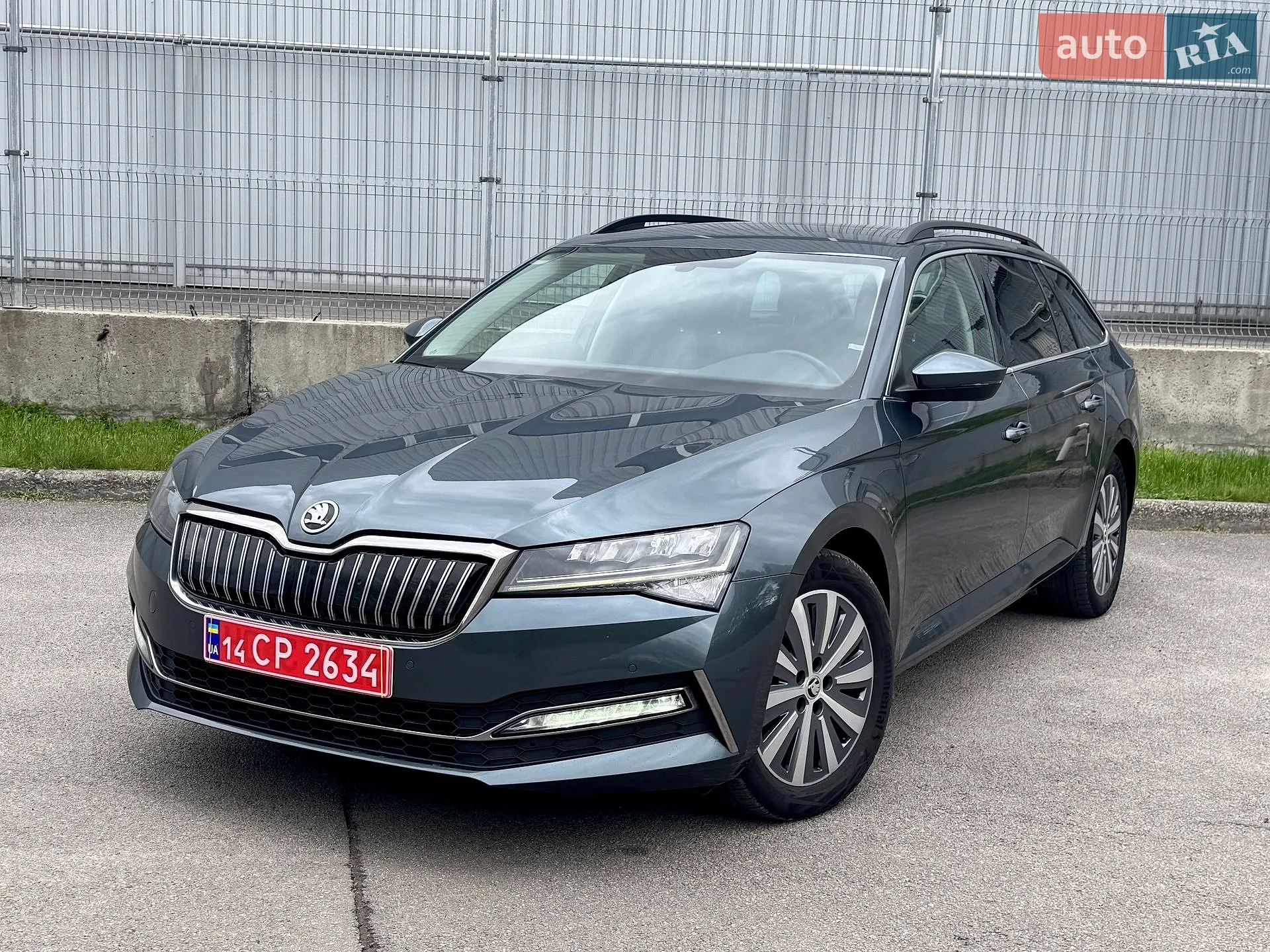 2021 Skoda Superb - фото 1