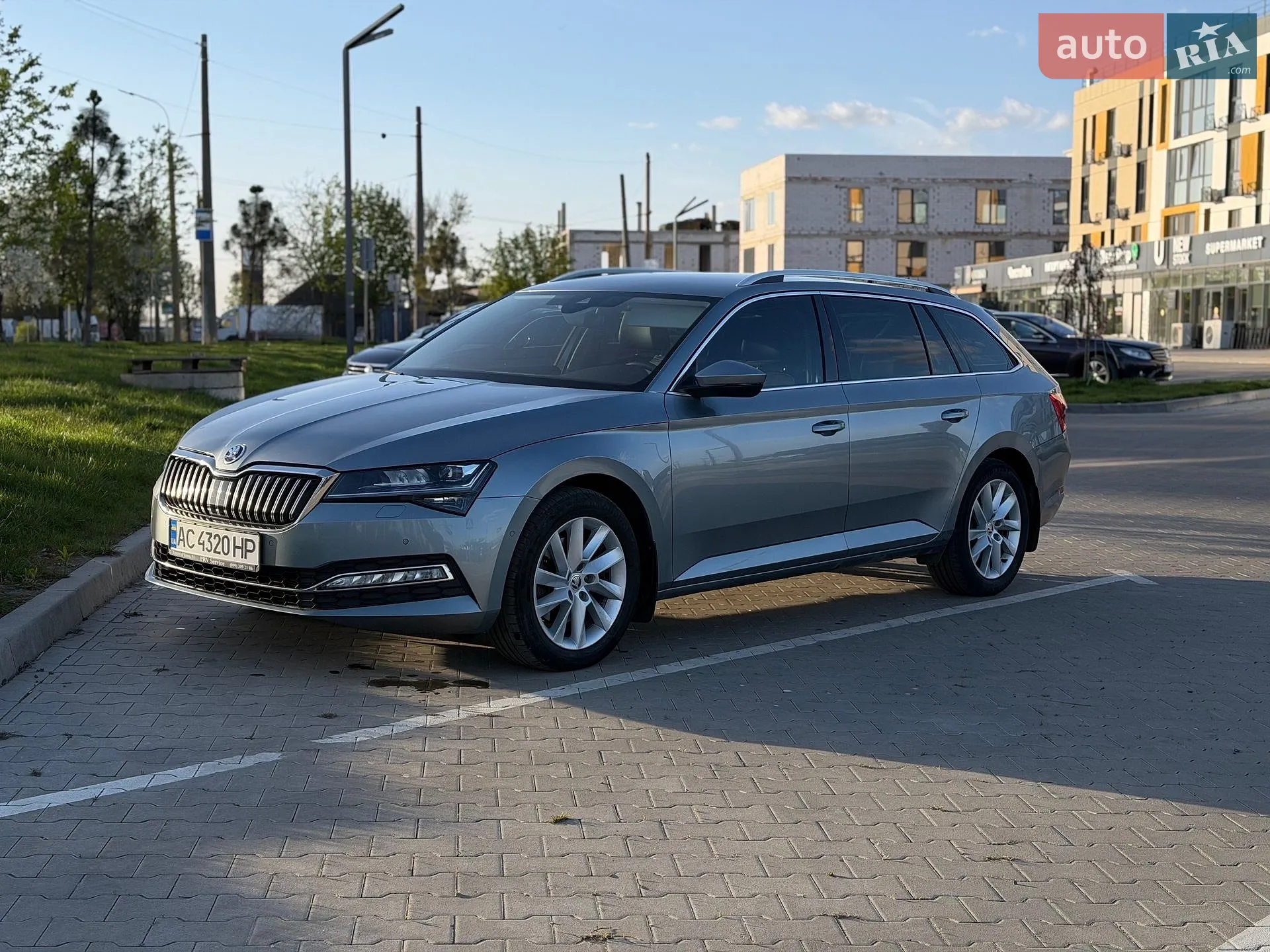 2020 Skoda Superb - мініатюра 10