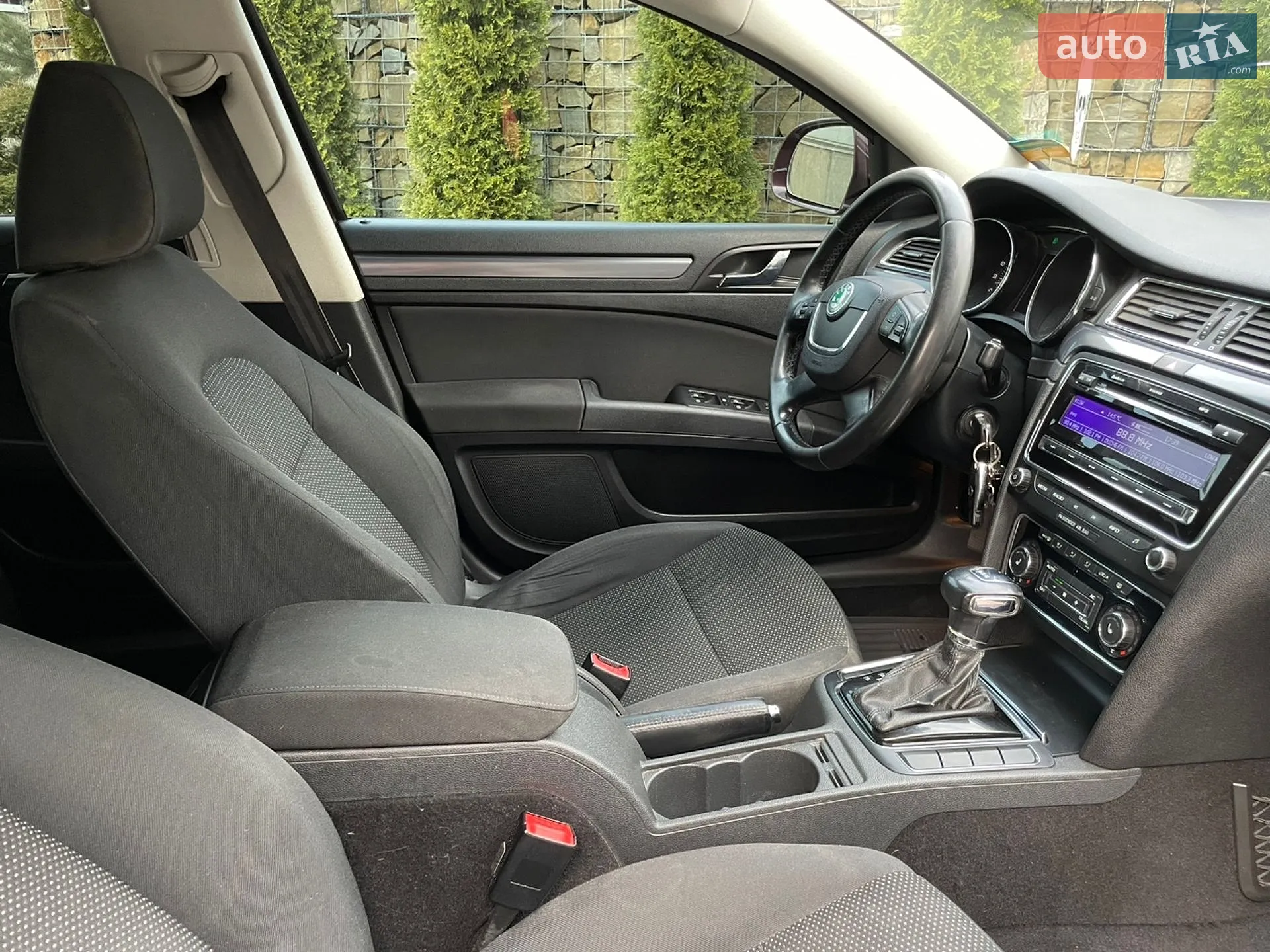 2010 Skoda Superb - мініатюра 43