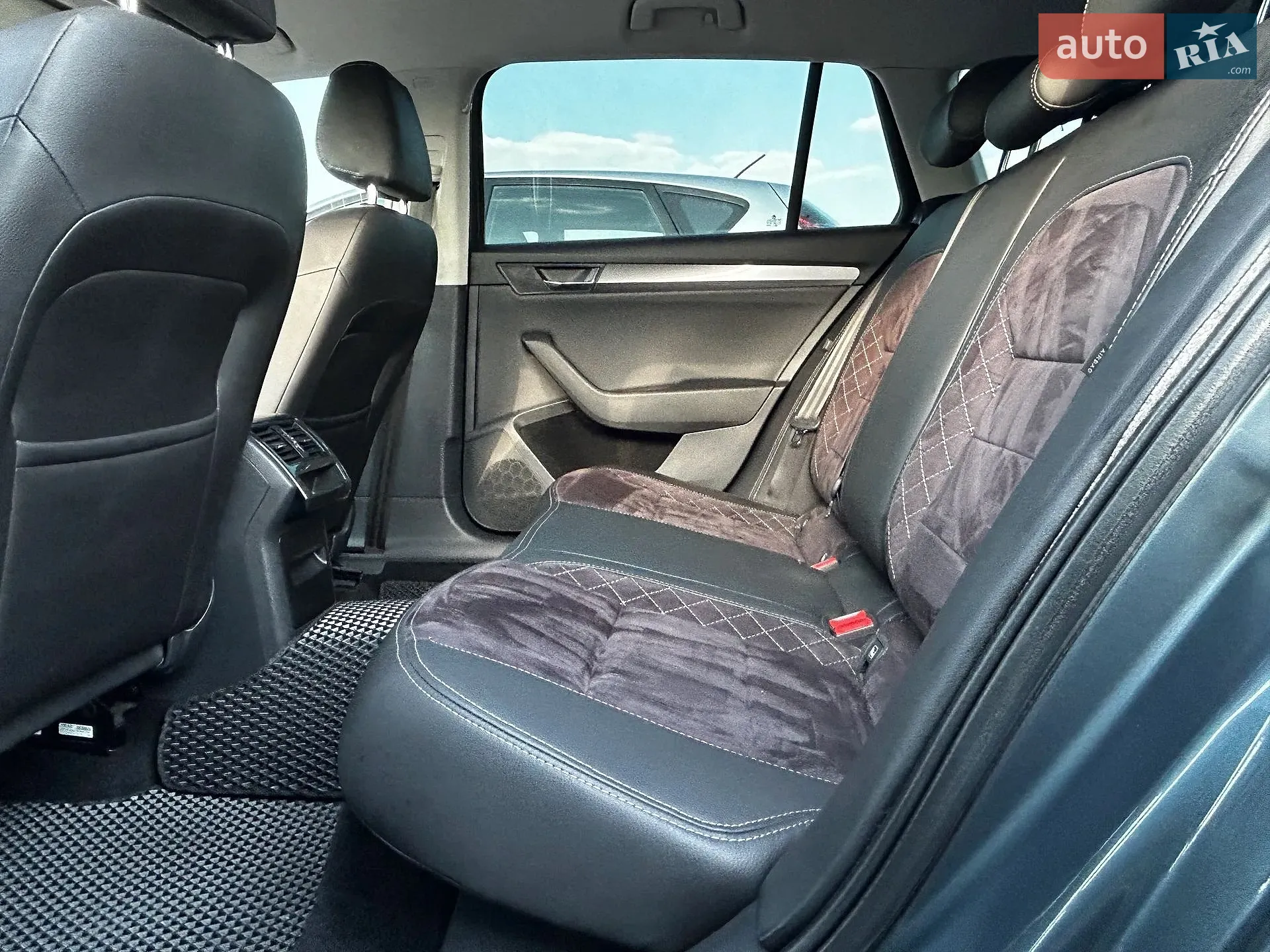 2017 Skoda Superb - мініатюра 7