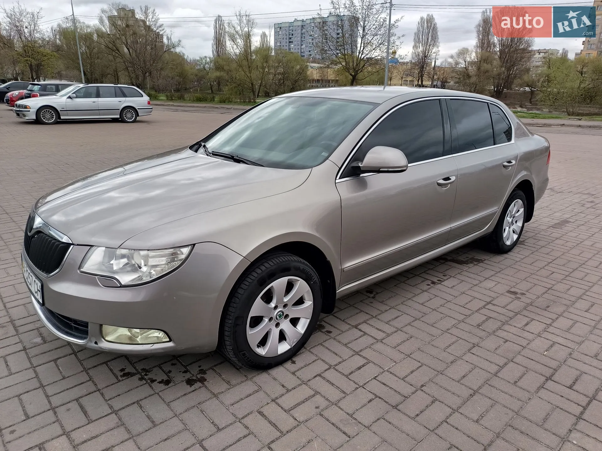 2010 Skoda Superb - мініатюра 9