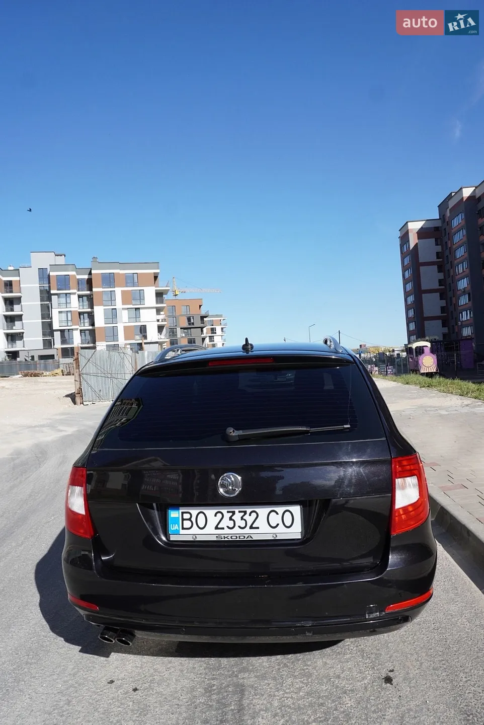 2010 Skoda Superb - мініатюра 4