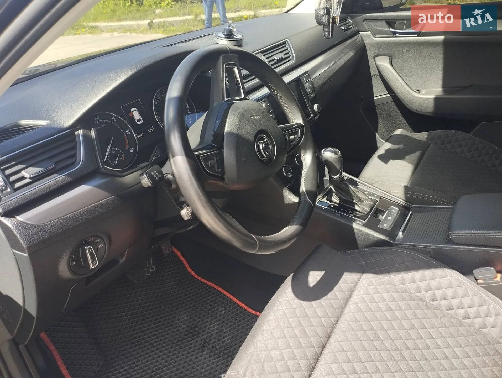 2017 Skoda Superb - мініатюра 7