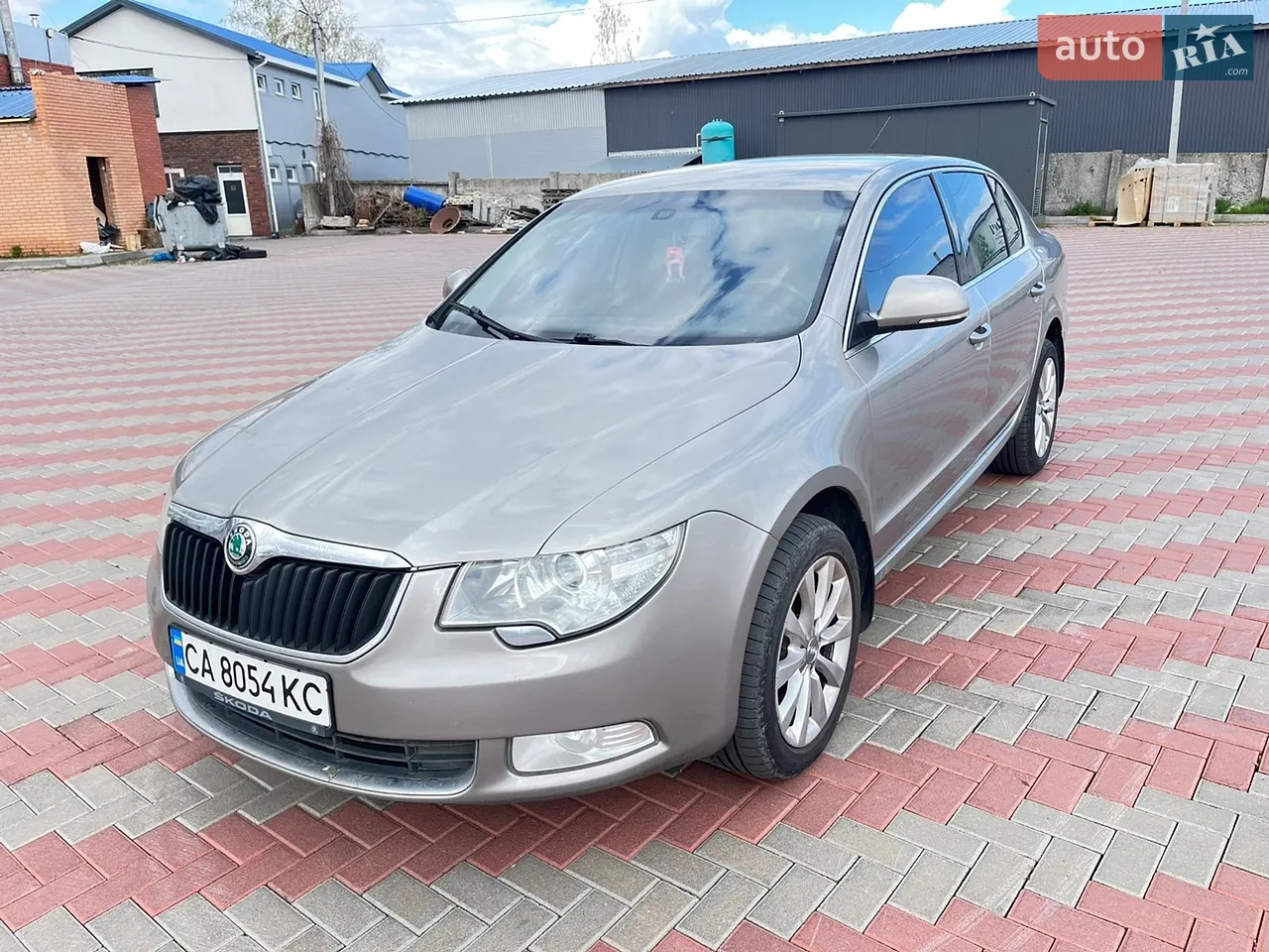 2010 Skoda Superb - мініатюра 15