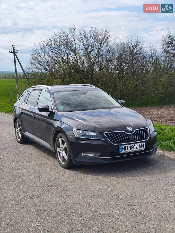 2017 Skoda Superb - мініатюра 9